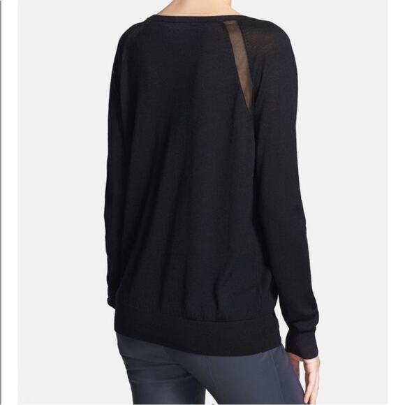 Vince. Wool Silk Blend Buttercream Sweater Size S - Picture 3 of 8